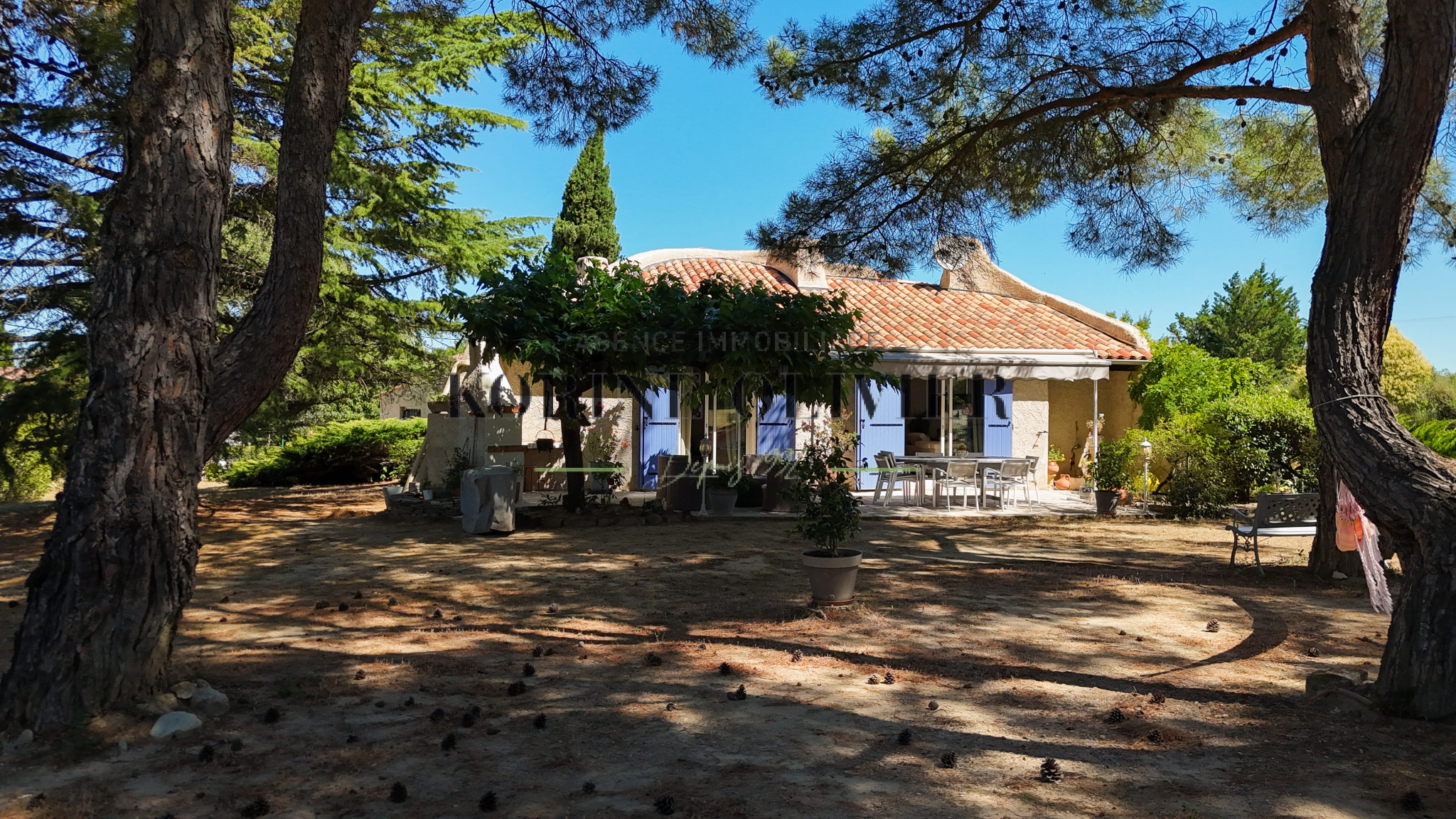 Aix-en-Provence NORD : Maison d'environ 140 m2 dont dépendan